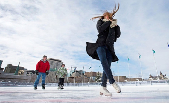Tom Cruise ‘Not Quite Ready to Give Up’ on Ana de Armas